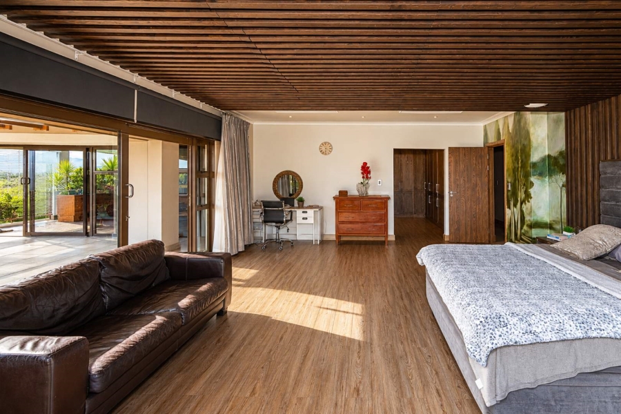 6 Bedroom Property for Sale in Birdwood Estate North West
